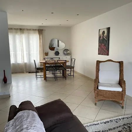 La Casita D'ana * Viry-Chatillon